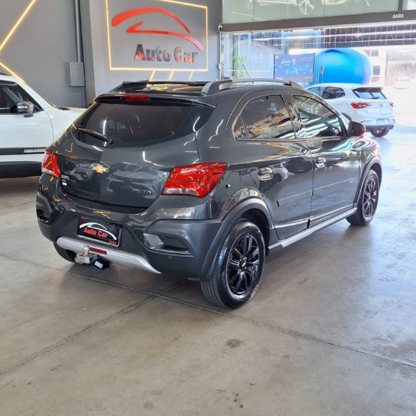 CHEVROLET Onix Hatch 1.4 4P FLEX ACTIV AUTOMÁTICO