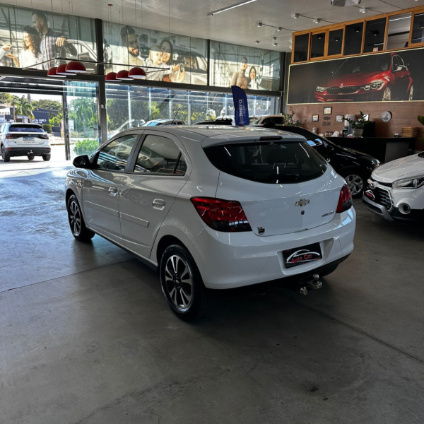 Onix Hatch 1.4 4P FLEX LTZ
