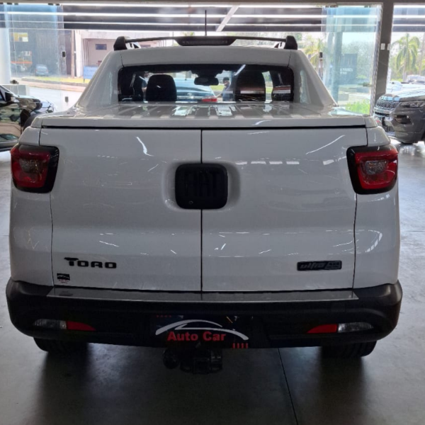 FIAT Toro 2.0 16V 4P 4WD ULTRA TURBO DIESEL AUTOMÁTICO FIAT Toro 2.0 16V 4P 4WD ULTRA TURBO DIESEL AUTOMÁTICO