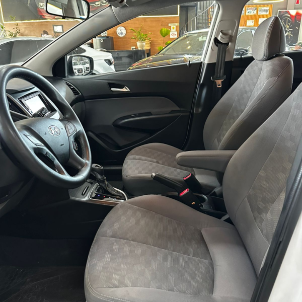HB 20 Sedan 1.6 16V 4P FLEX COMFORT AUTOMÁTICO