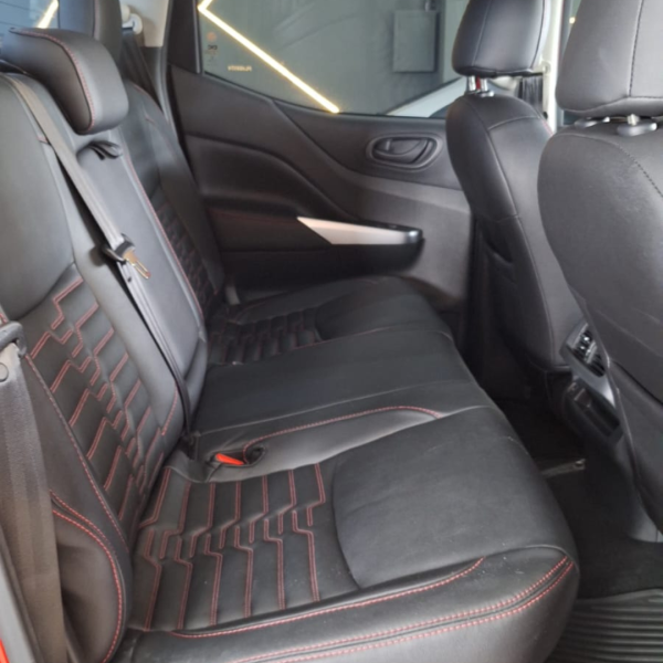 NISSAN Frontier 2.3 ATTACK CABINE DUPLA 4X4 BI-TURBO DIESEL AUTOMÁTICO