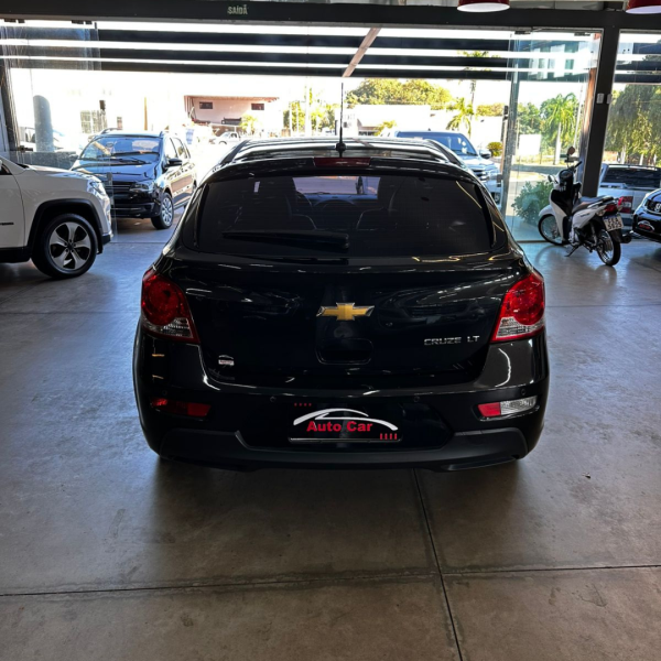 Cruze Hatch 1.8 16V 4P LT SPORT6 FLEX AUTOMÁTICO