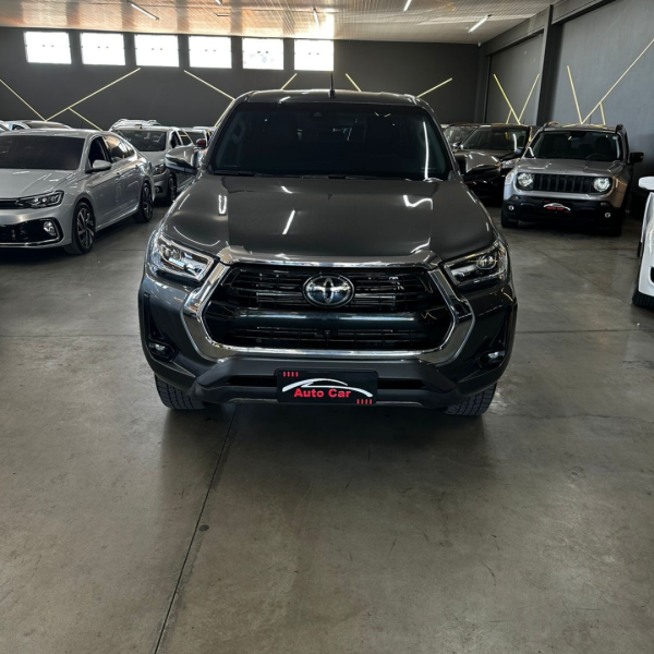TOYOTA Hilux Caminhonete 2.8 16V SRX 4X4 TURBO DIESEL CABINE DUPLA AUTOMÁTICO