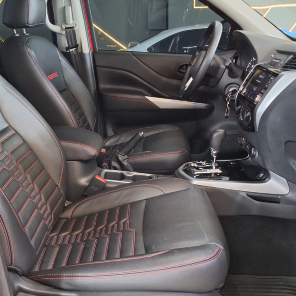 NISSAN Frontier 2.3 ATTACK CABINE DUPLA 4X4 BI-TURBO DIESEL AUTOMÁTICO