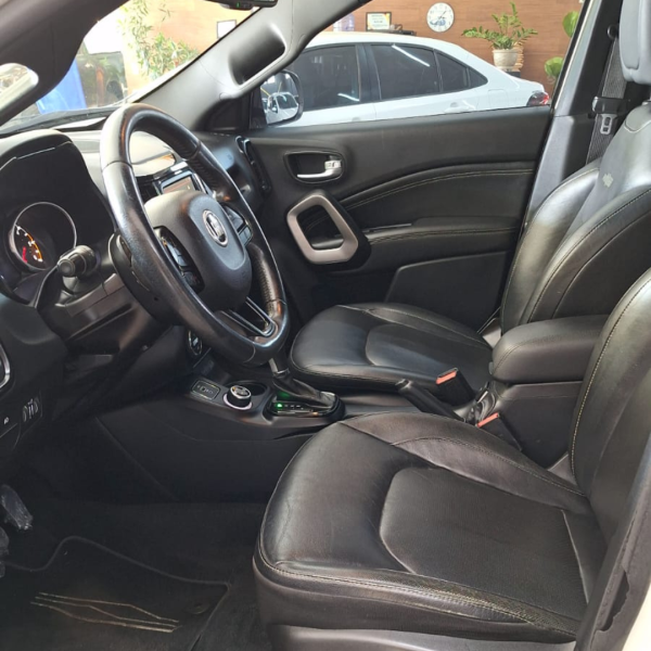 FIAT Toro 2.0 16V 4P 4WD ULTRA TURBO DIESEL AUTOMÁTICO FIAT Toro 2.0 16V 4P 4WD ULTRA TURBO DIESEL AUTOMÁTICO