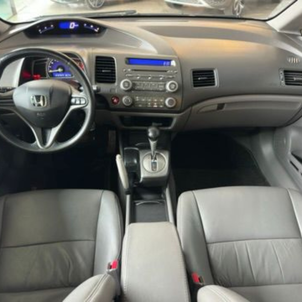 HONDA Civic 1.8 16V 4P FLEX LXS AUTOMÁTICO