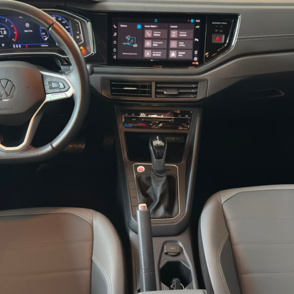 VOLKSWAGEN Nivus 1.0 4P FLEX 200 TSI HIGHLINE TURBO AUTOMÁTICO