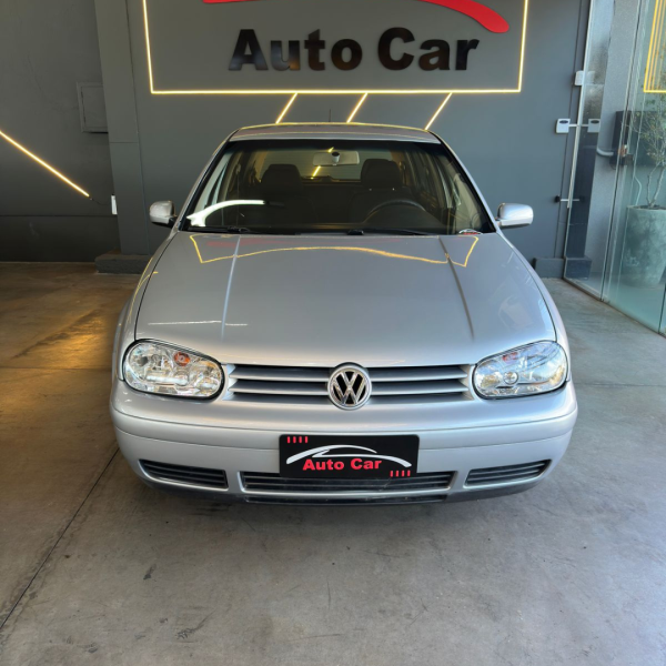 VOLKSWAGEN Golf 1.6 4P