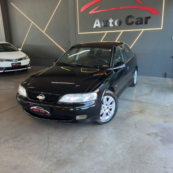 CHEVROLET Vectra Sedan 2.2 4P GLS