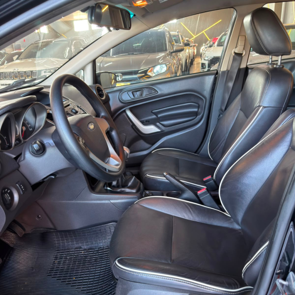FORD Fiesta Sedan 1.6 16V 4P SE FLEX