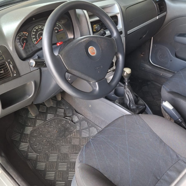 FIAT Palio 1.4 4P FLEX ELX