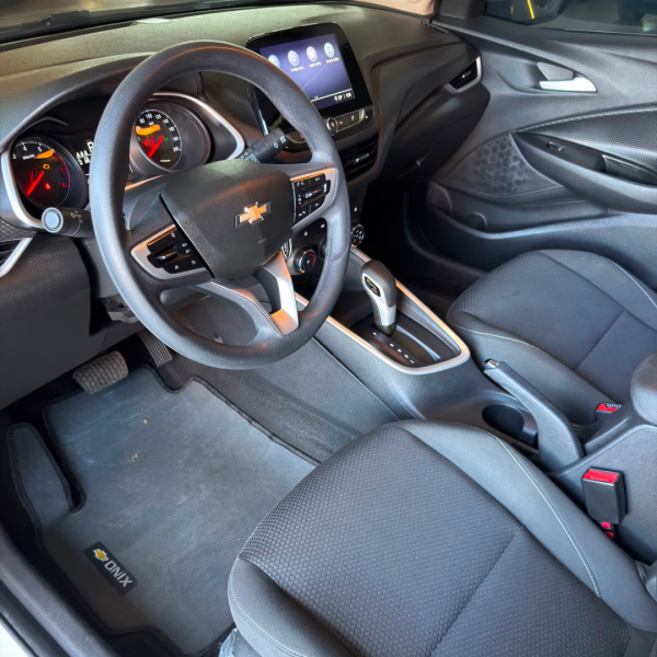 CHEVROLET Onix Hatch 1.0 12V 4P FLEX LT TURBO AUTOMÁTICO