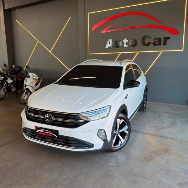 VOLKSWAGEN Nivus 1.0 4P FLEX 200 TSI HIGHLINE TURBO AUTOMÁTICO