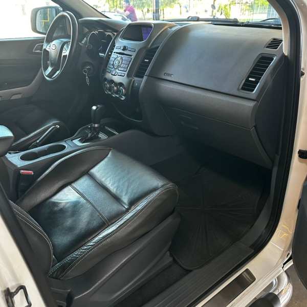 FORD Ranger 3.2 20V CABINE DUPLA 4X4 LIMITED TURBO DIESEL AUTOMÁTICO