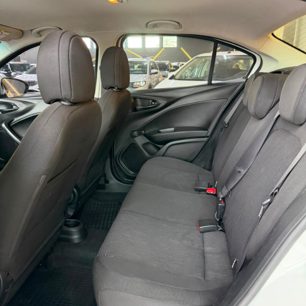 FIAT Cronos 1.8 4P FLEX DRIVE AUTOMÁTICO