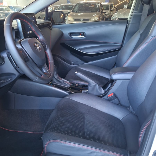 TOYOTA Corolla 2.0 16V 4P VVT-IE FLEX GR-S DIRECT SHIFT AUTOMÁTICO CVT