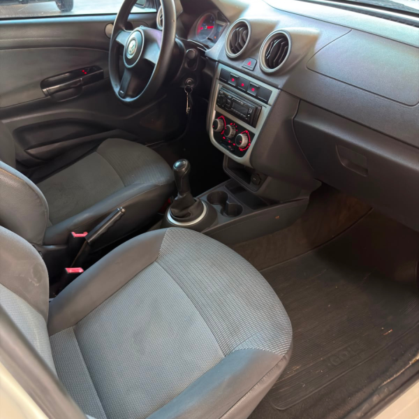 VOLKSWAGEN Gol 1.0