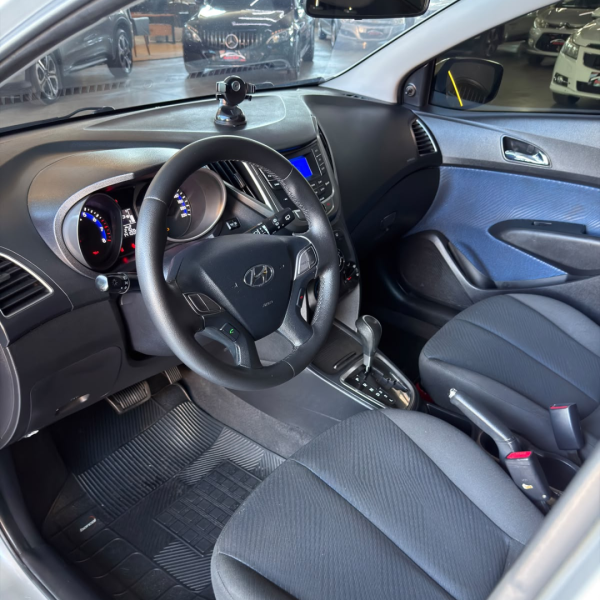 HYUNDAI HB 20 Hatch 1.6 16V 4P COMFORT FLEX AUTOMÁTICO