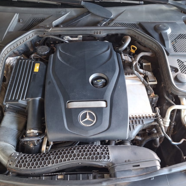 MERCEDES-BENZ C 200 2.0 16V 4P CGI TURBO AUTOMÁTICO