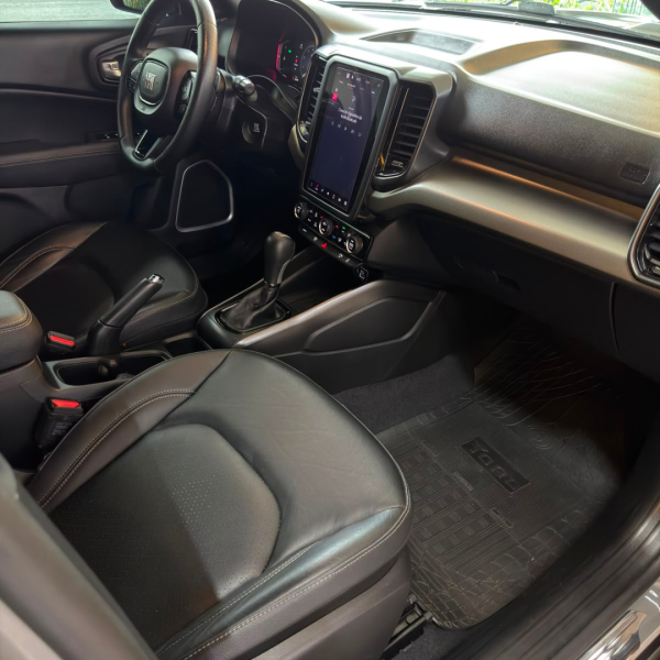 FIAT Toro 1.3 16V 4P FLEX 270 TURBO VOLCANO AUTOMÁTICO