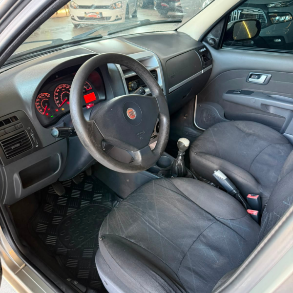 FIAT Palio 1.4 4P FLEX ELX
