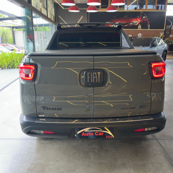 FIAT Toro 1.3 16V 4P FLEX 270 TURBO VOLCANO AUTOMÁTICO