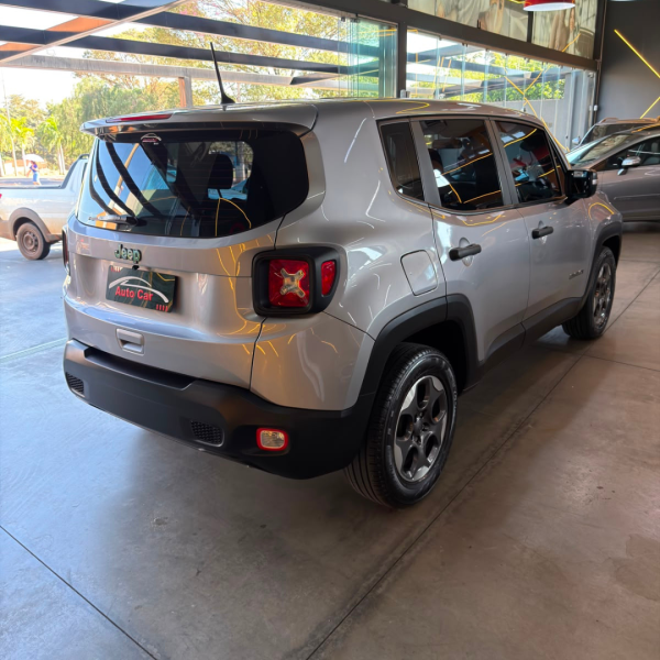 JEEP Renegade 1.8 16V 4P FLEX AUTOMÁTICO