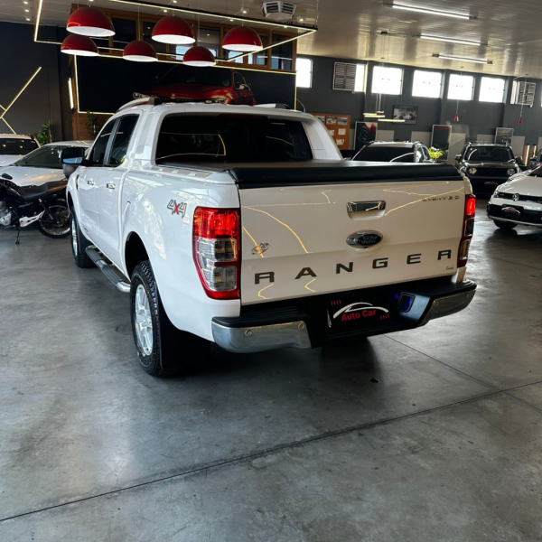 FORD Ranger 3.2 20V CABINE DUPLA 4X4 LIMITED TURBO DIESEL AUTOMÁTICO
