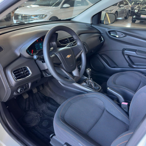 CHEVROLET Onix Hatch 1.4 4P FLEX LTZ