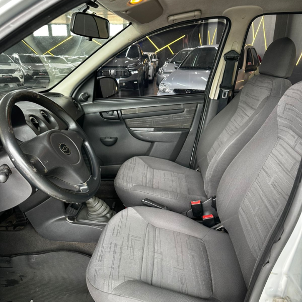 CHEVROLET Prisma 1.4 4P MAXX FLEX