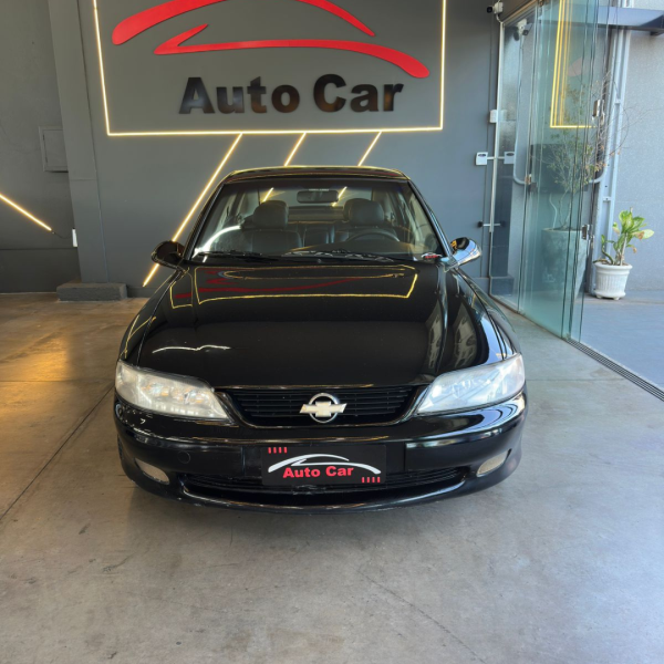 CHEVROLET Vectra Sedan 2.2 4P GLS