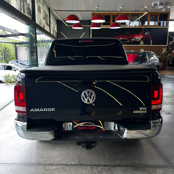 VOLKSWAGEN Amarok 3.0 V6 CABINE DUPLA HIGHLINE 4X4 TURBO INTERCOOLER AUTOMÁTICO