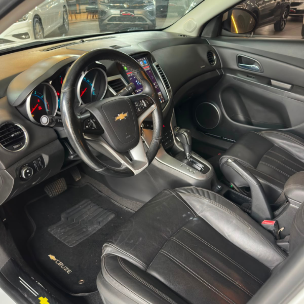 CHEVROLET Cruze Sedan 1.8 16V 4P LT ECOTEC FLEX AUTOMÁTICO