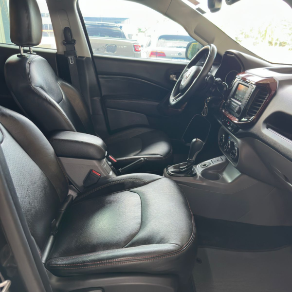 FIAT Toro 1.8 16V 4P FLEX FREEDOM ROAD AUTOMÁTICO