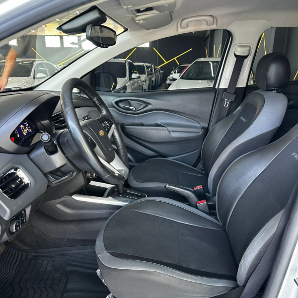 CHEVROLET Onix Hatch 1.4 4P FLEX ACTIV AUTOMÁTICO
