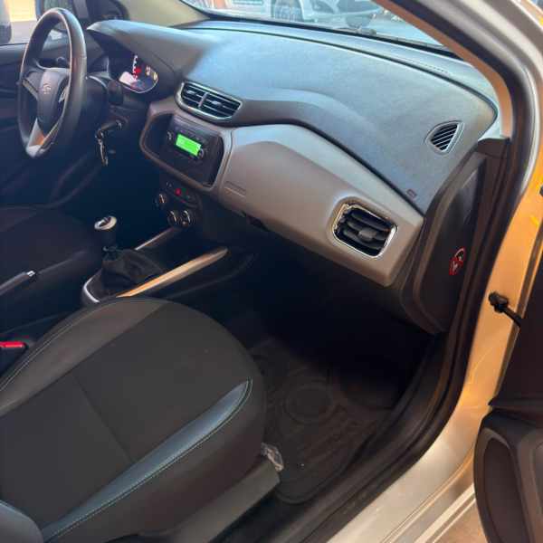 CHEVROLET Onix Hatch 1.0 4P FLEX LT