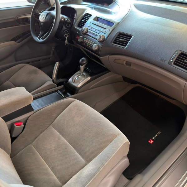 HONDA Civic 1.8 16V 4P FLEX LXS AUTOMÁTICO