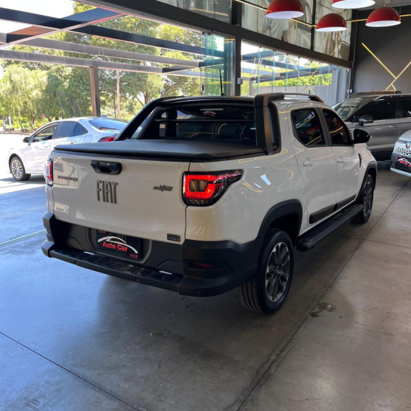 FIAT Strada 1.0 12V TURBO 200 FLEX ULTRA CABINE DUPLA AUTOMÁTICO CVT