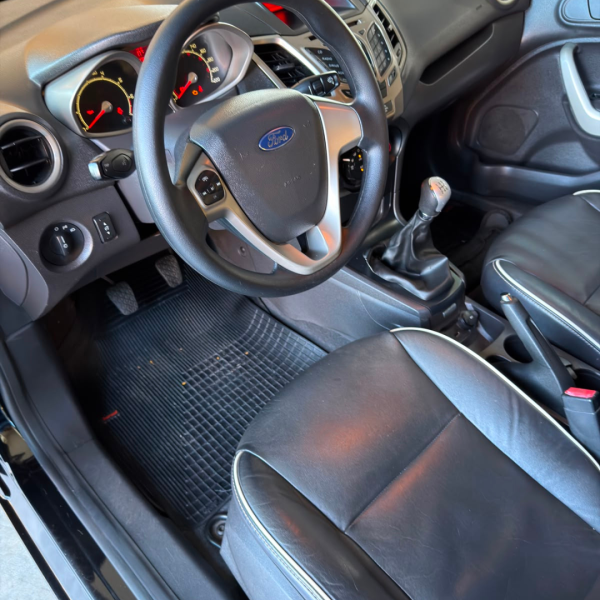 FORD Fiesta Sedan 1.6 16V 4P SE FLEX