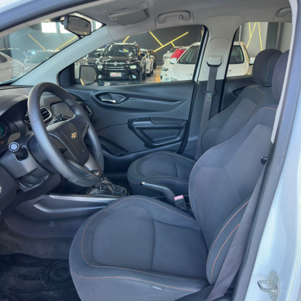 CHEVROLET Onix Hatch 1.4 4P FLEX LTZ