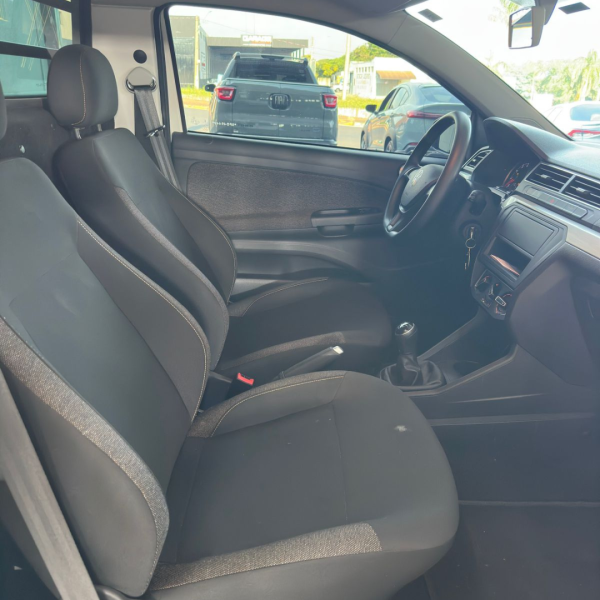 VOLKSWAGEN Saveiro 1.6 G7 CABINE SIMPLES TRENDLINE FLEX