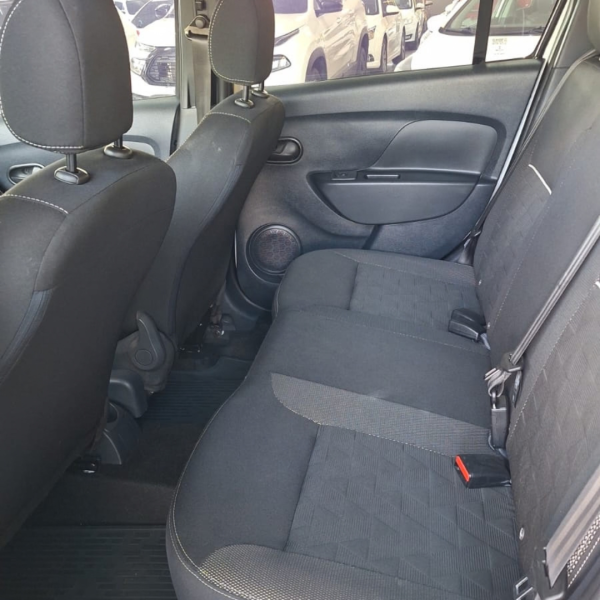 RENAULT Logan 1.0 12V 4P FLEX SCE ZEN