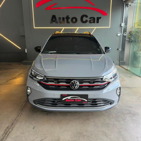 VOLKSWAGEN Nivus 1.0 4P FLEX 200 TSI HIGHLINE TURBO AUTOMÁTICO