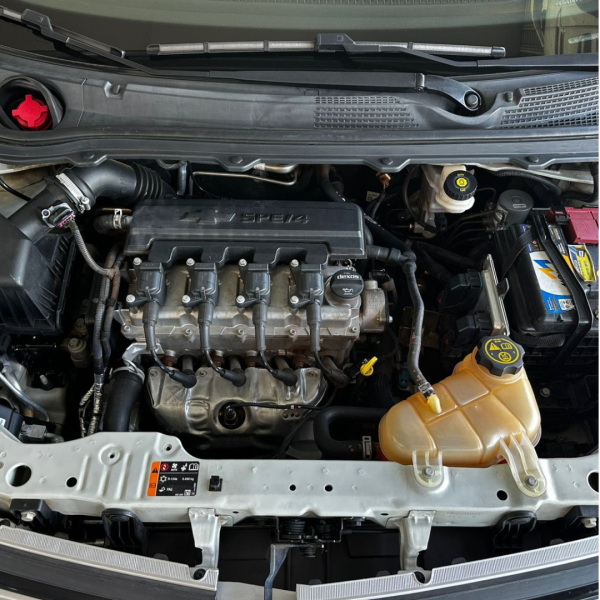 CHEVROLET Onix Hatch 1.4 4P FLEX ACTIV AUTOMÁTICO