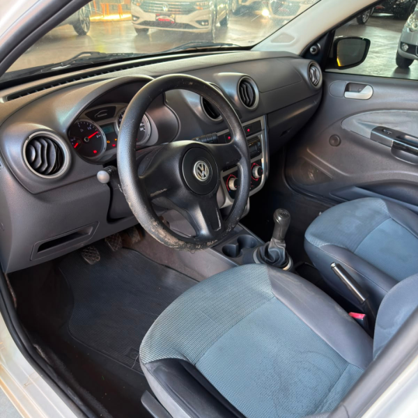 VOLKSWAGEN Gol 1.0