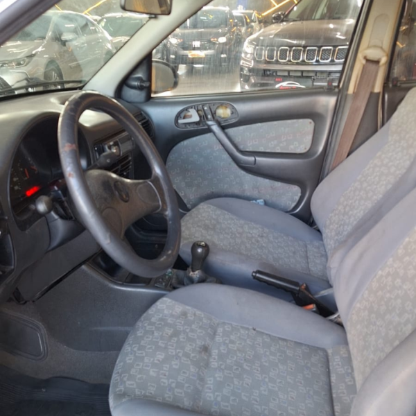 VOLKSWAGEN Gol 1.6 MI CL