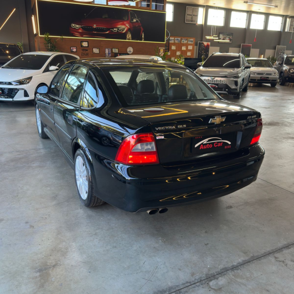 CHEVROLET Vectra Sedan 2.2 4P GLS