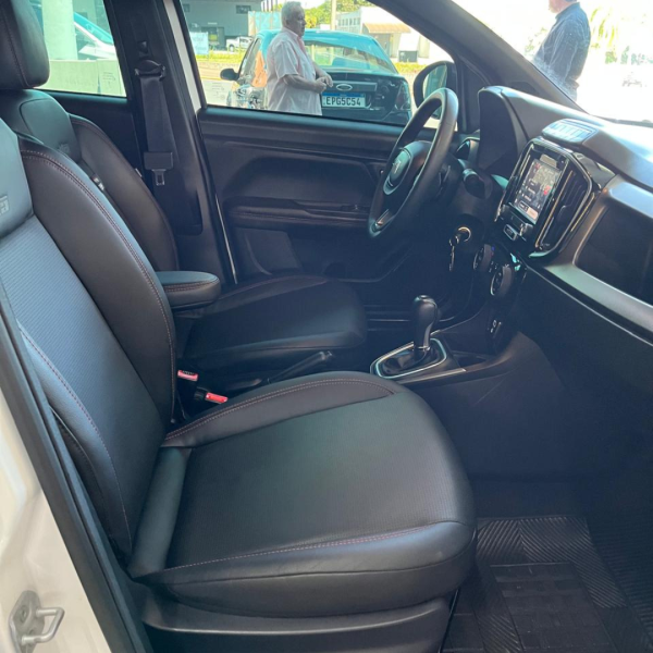 FIAT Strada 1.0 12V TURBO 200 FLEX ULTRA CABINE DUPLA AUTOMÁTICO CVT