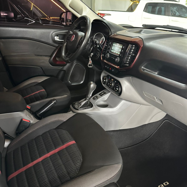 FIAT Toro 1.8 16V 4P FLEX FREEDOM ROAD AUTOMÁTICO