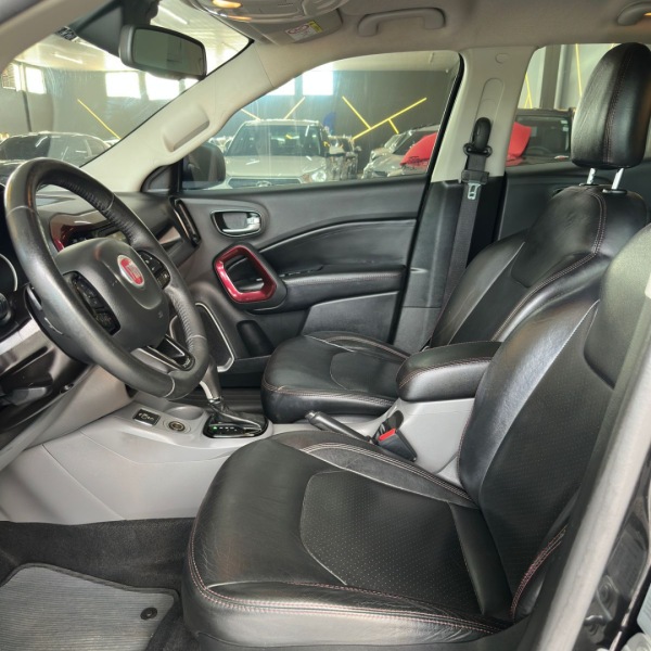 FIAT Toro 1.8 16V 4P FLEX FREEDOM ROAD AUTOMÁTICO